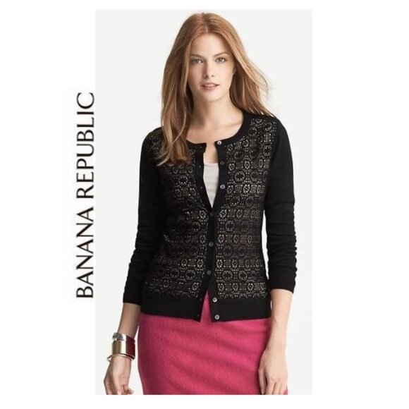 BANANA REPUBLIC black knit wool blend cardigan with front lace detailing - Picture 3 of 12